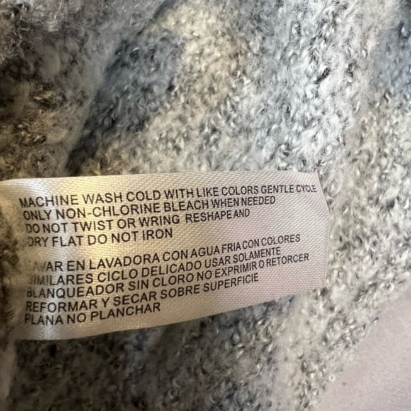 Madison Lilly Half Zip Knit Sweater Gray Size Small - Picture 5 of 5